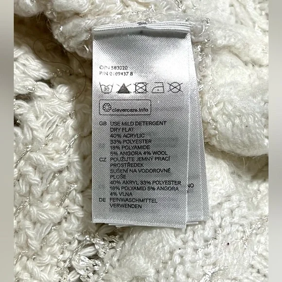 💕H&M Crew neck cream sweater - Picture 3 of 6